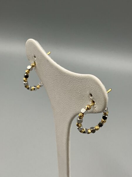 Orecchini ad Anello Bicolore in Oro Bianco e Giallo 750 con Dettagli Diamantati – Eleganza Raffinata